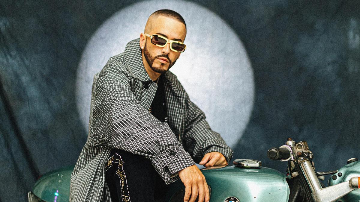 El reguetonero Yandel.