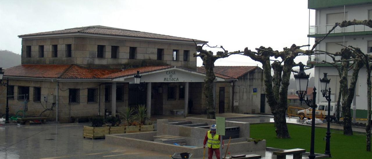 Plaza do Concello de Meaño, que conservará su denominación actual. |   // IÑAKI ABELLA