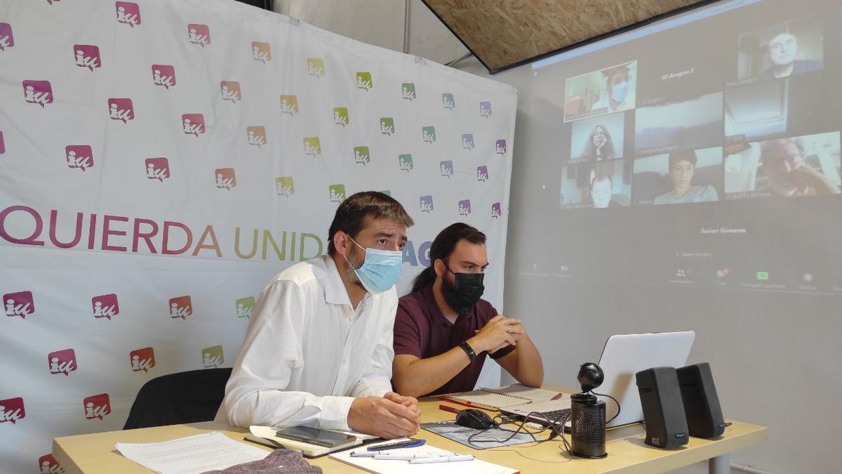 Álvaro Sanz y Jorge Sanz, esta mañana en la sede de IU.