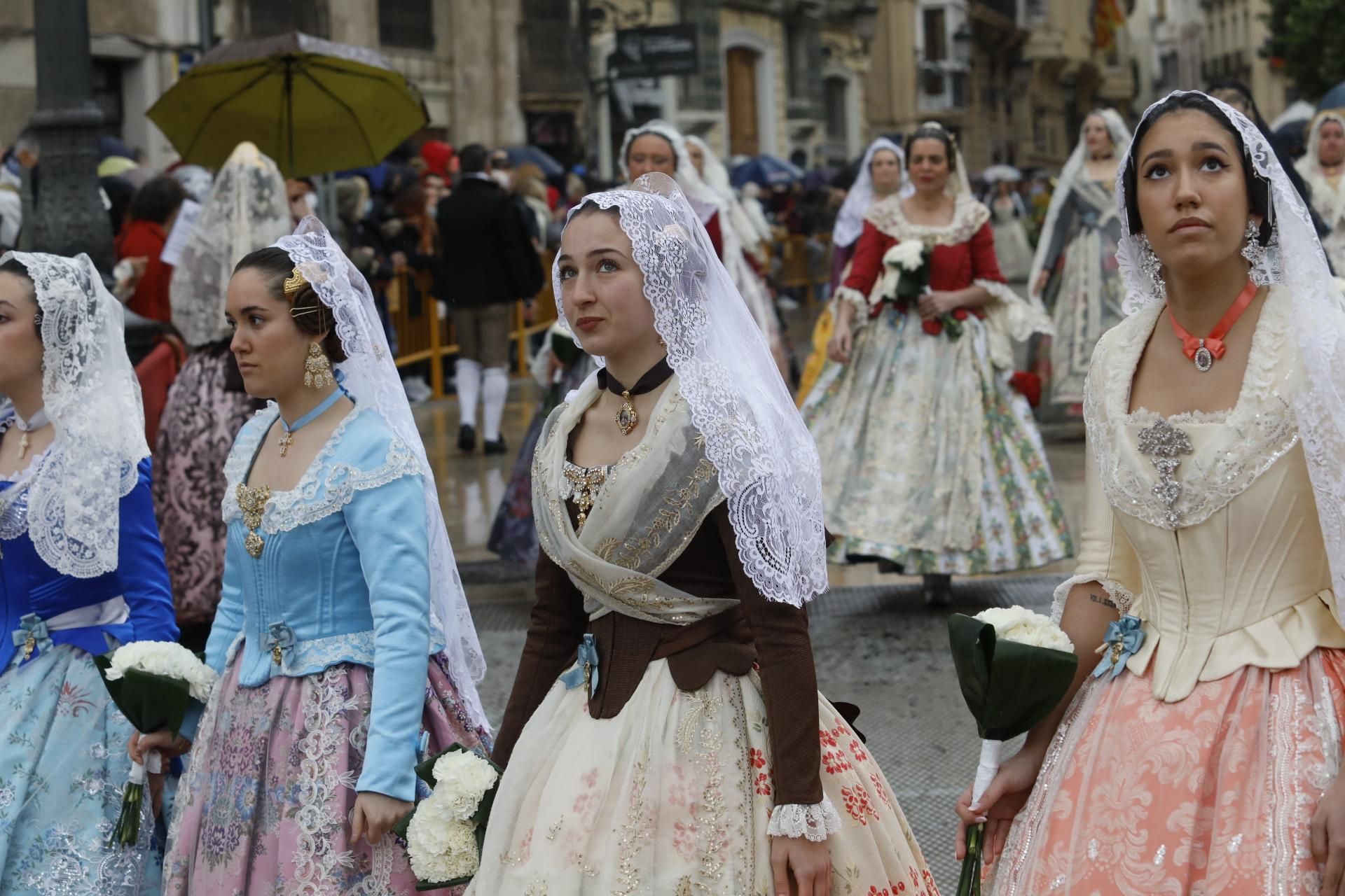 Búscate en el primer día de Ofrenda por la calle Quart (entre las 15.30 y las 17.00 horas)
