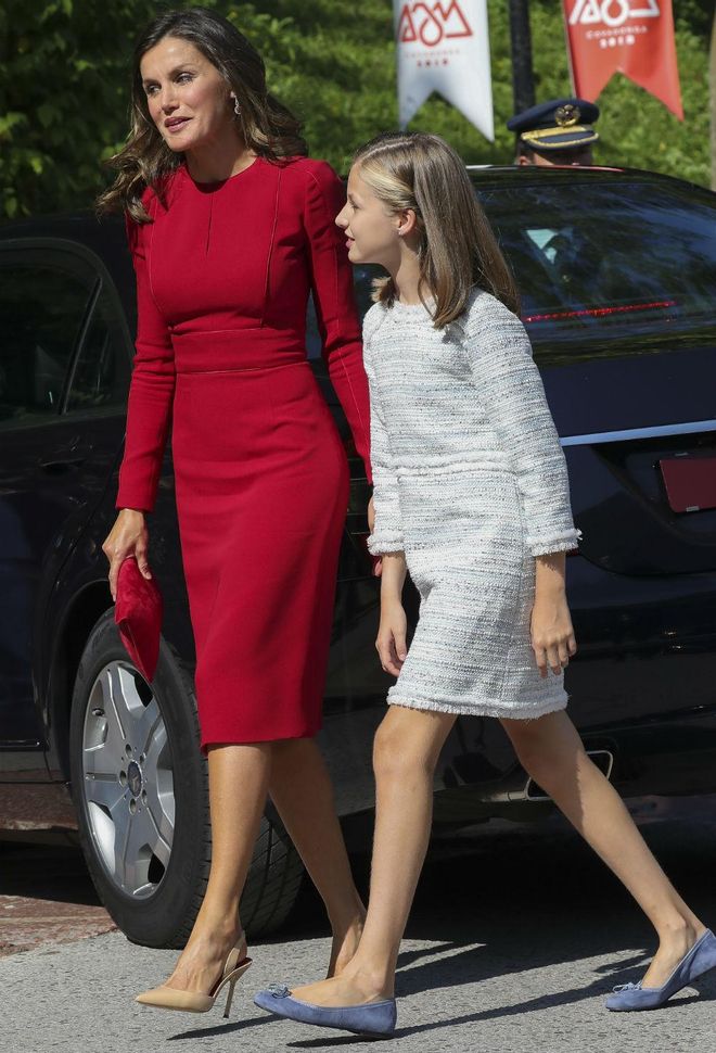 Doña Letizia y su hija Leonor a su llegada a Covadonga