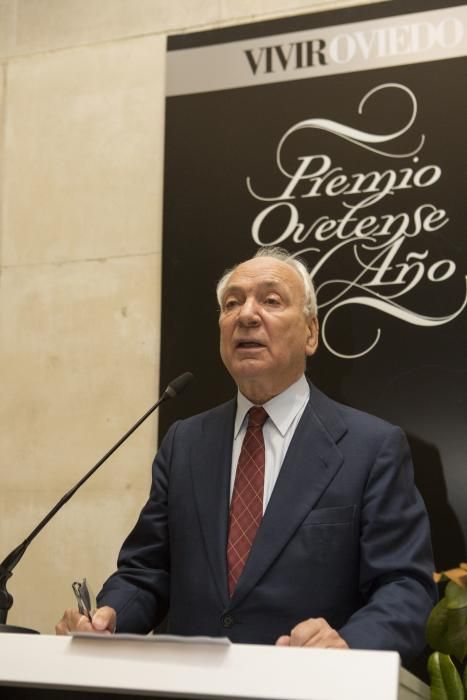 ENTREGA DEL PREMIO OVETENSE DEL AÑO A FRANCISCO RODRIGUEZ, PRESIDENTE DE RENY PICOT