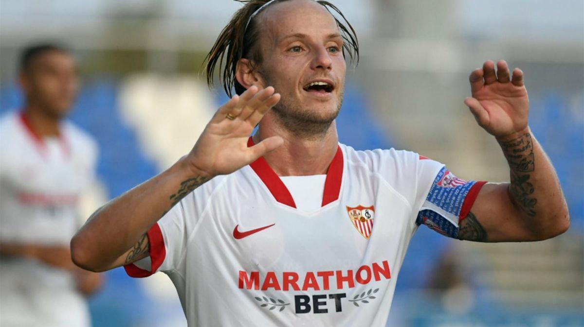 Rakitic marca su primer gol con el Sevilla ante el Levante