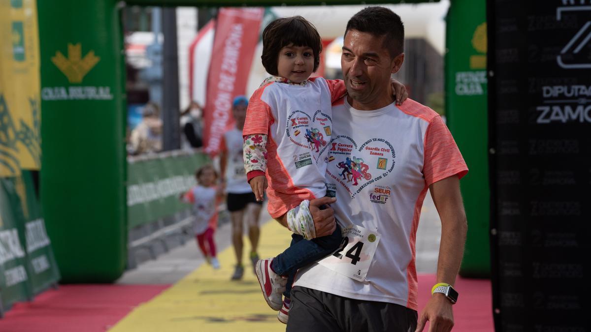 GALERÍA | La carrera de la Guardia Civil de Zamora vuelve a latir