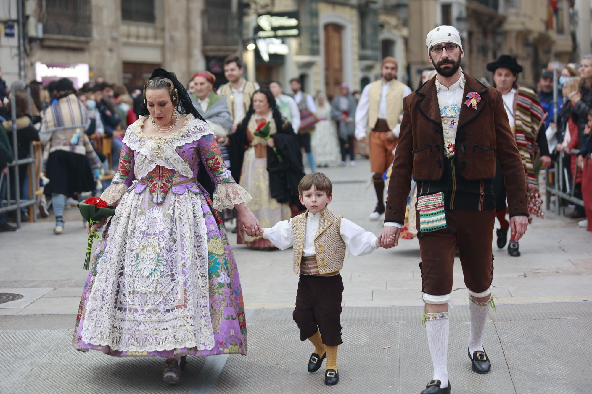 Búscate en el segundo día de ofrenda por la calle Quart (entre las 18:00 a las 19:00 horas)