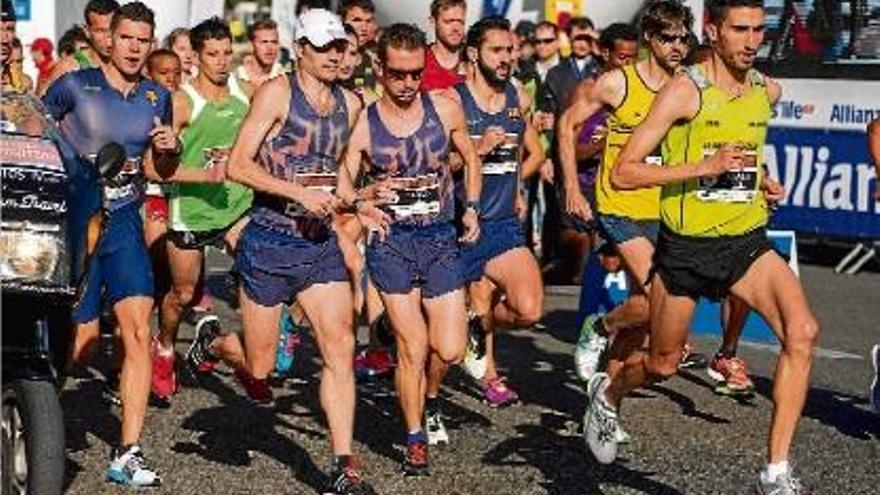 La Jean Bouin va tenir una massiva participació amb més de 12.000 atletes ahir a la capital catalana.