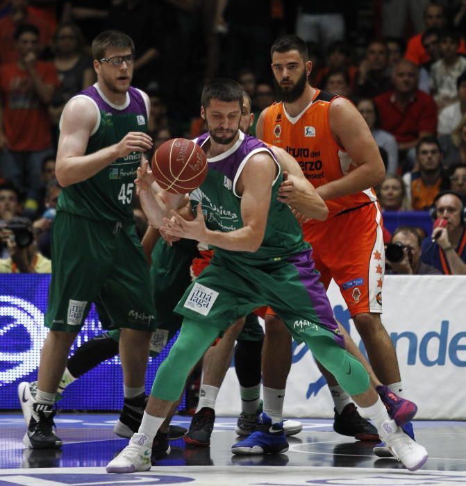 Las mejores imágenes del Valencia Basket - Unicaja Málaga