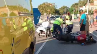 Provoca un accidente en San Javier con una moto robada, huye y deja malherida a la menor que iba con él