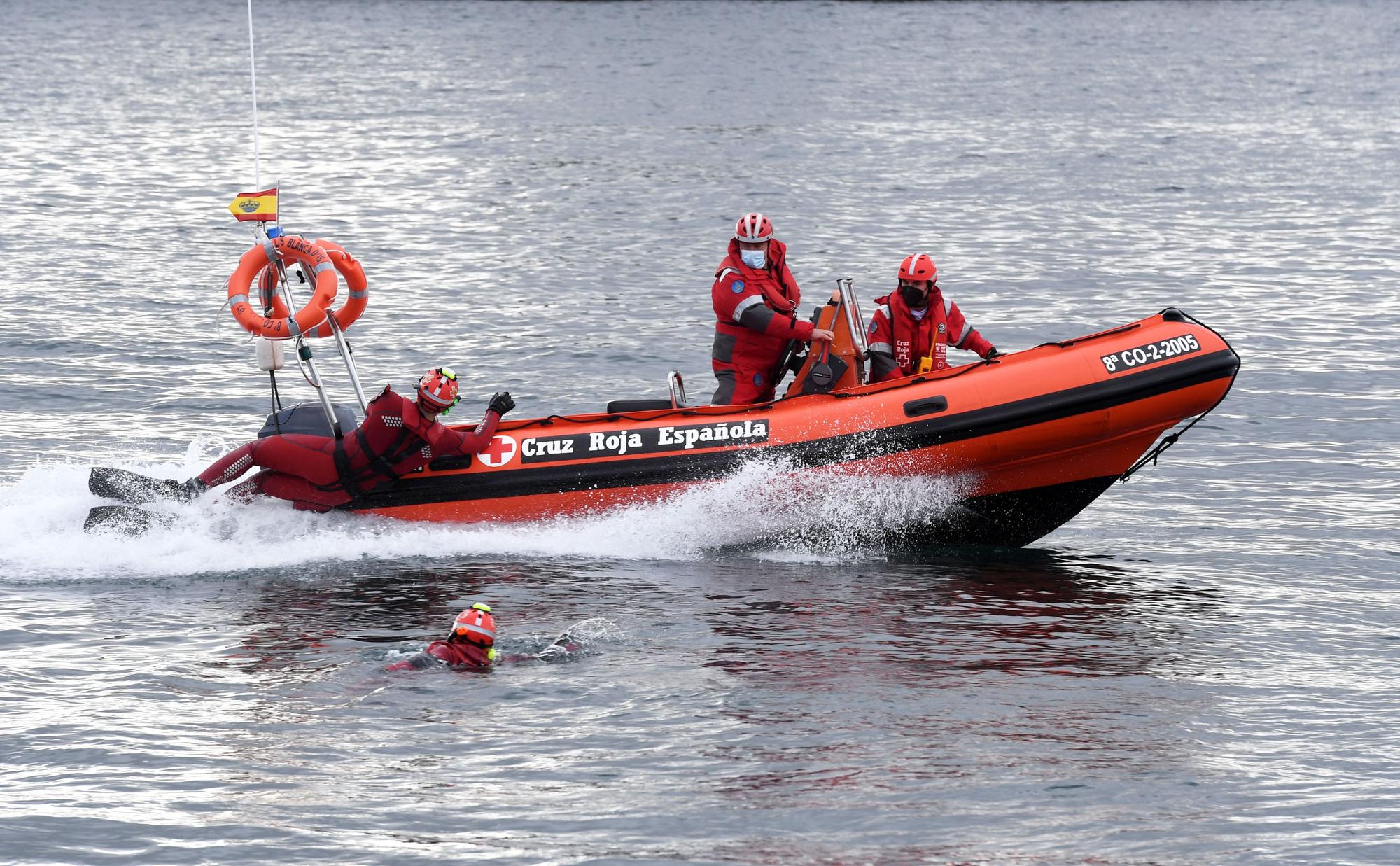 Salvamento Marítimo celebra su 50 aniversario con un simulacro de rescate