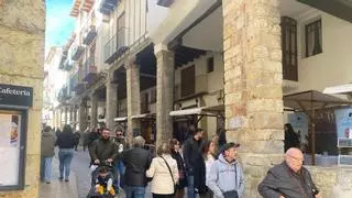 El Mercado de la Trufa de Morella arrasa en su estreno