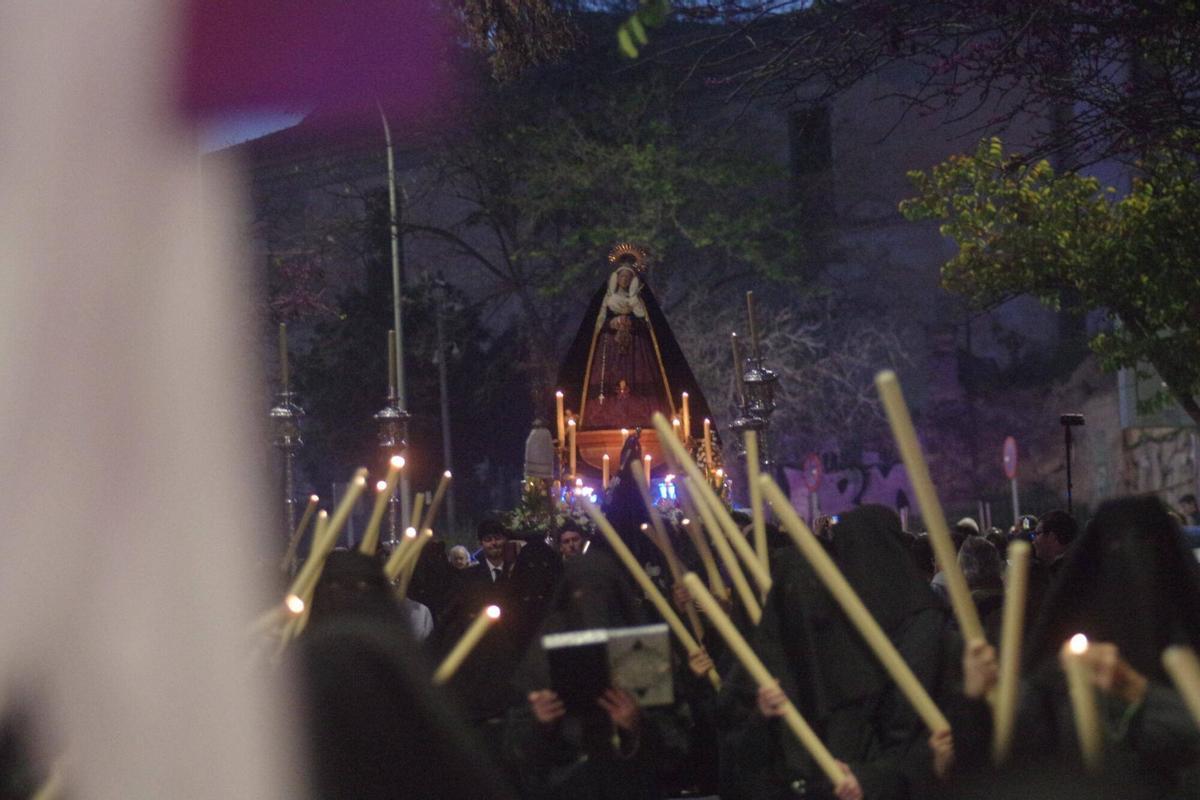 Dulce Resignación: procesión en La Trinidad
