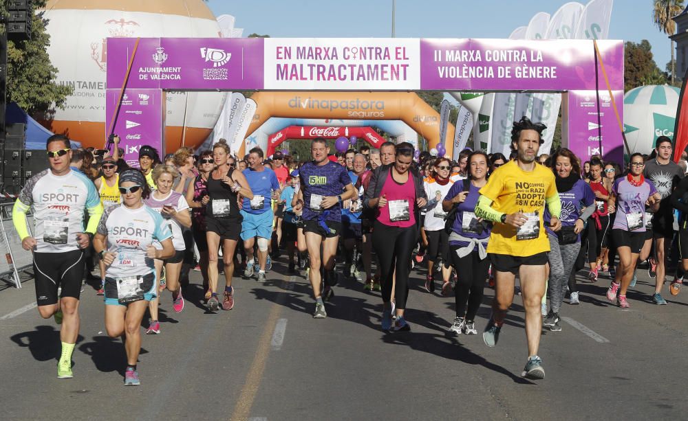 Búscate en la Marxa Contra la Violència de Gènere