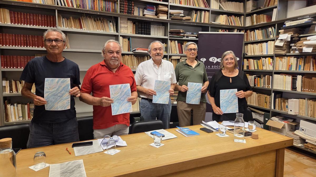 Los socios del Fòrum apuestan por otro modelo económico diferente