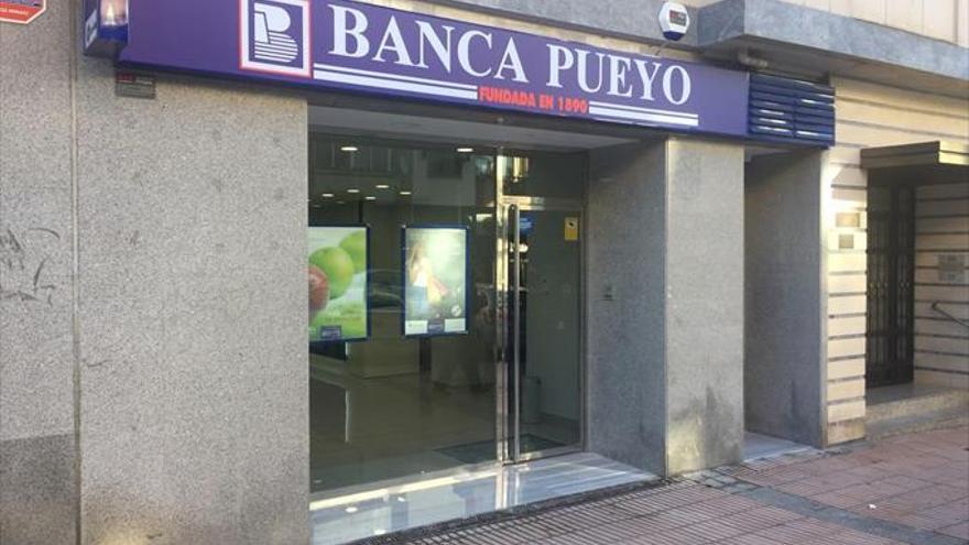 Banca Pueyo abre su primera sucursal en avenida La Salle