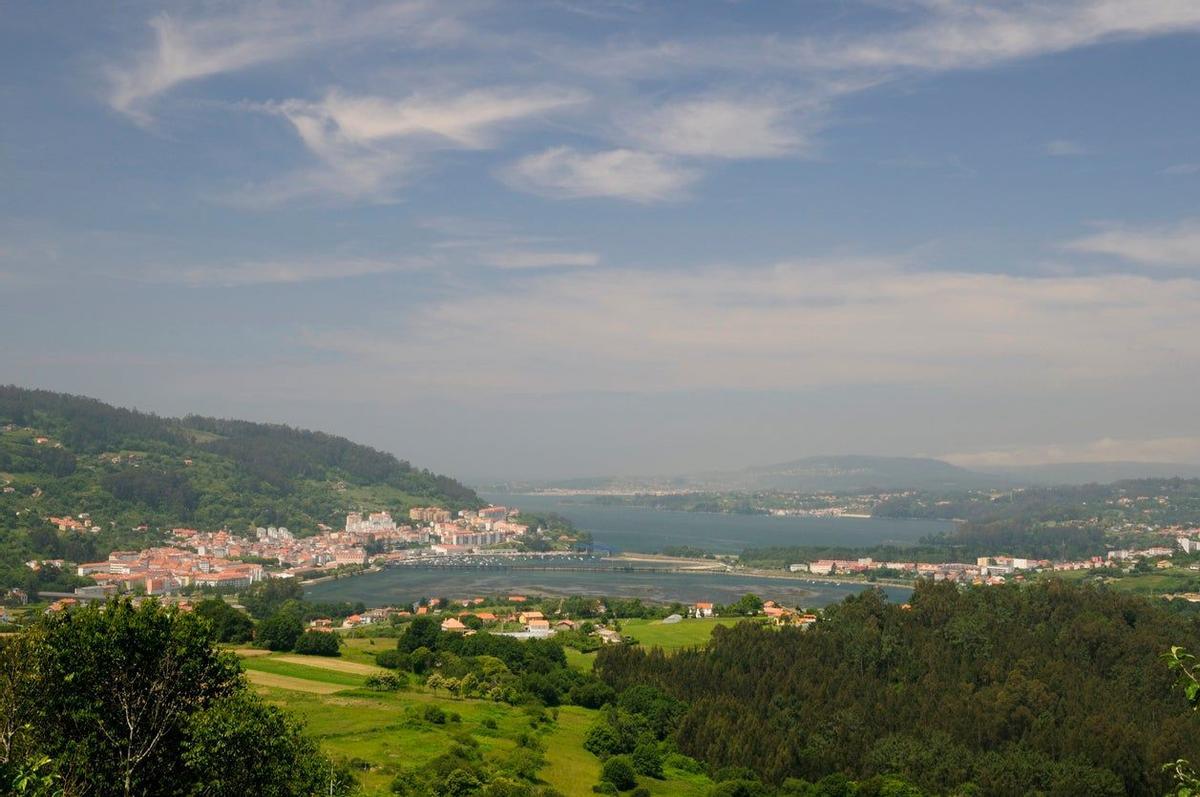 Pontedeume, La Coruña: el «todo en uno» para los que no quieren elegir