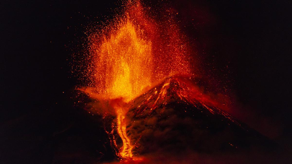 El volcán Etna entra de nuevo en erupción
