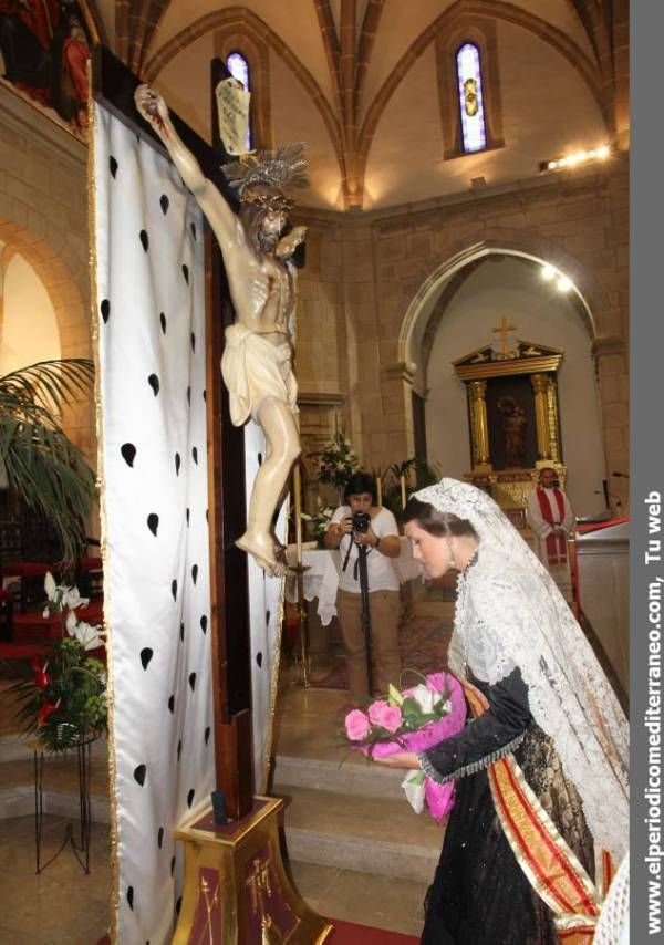 L´ALCORA SE RINDE A LOS PIES DEL CRISTO EN EL DÍA GRANDE DE SUS FIESTAS