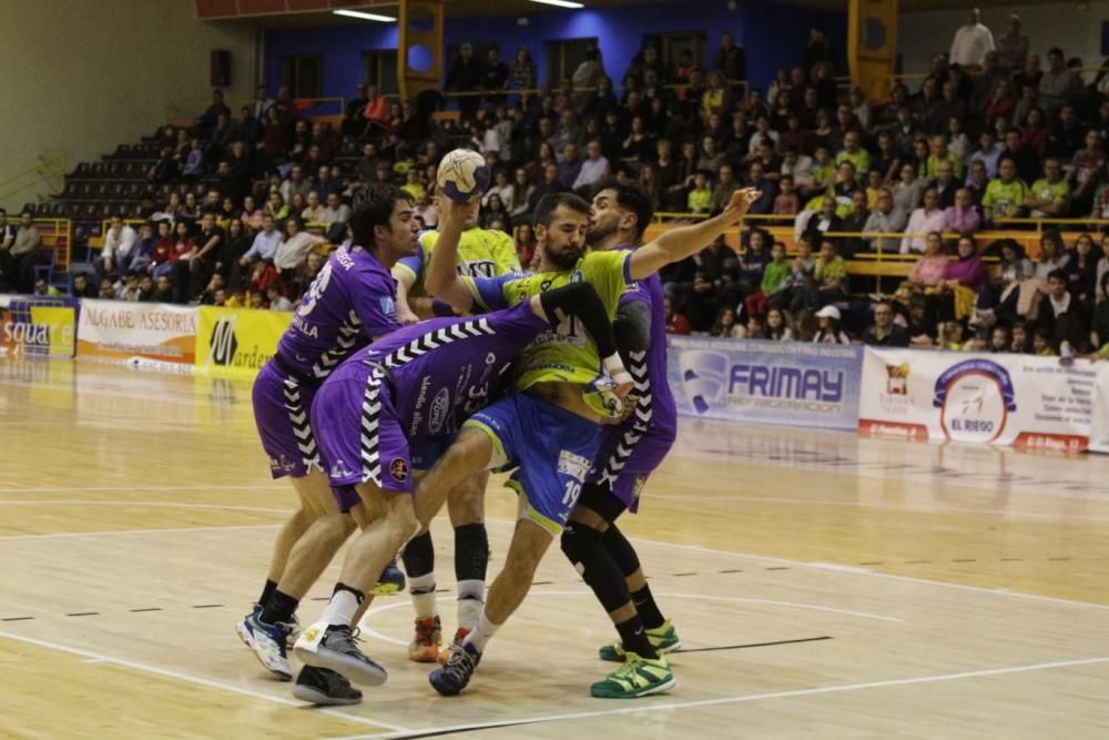 MMT Seguros - Balonmano Torrelavega