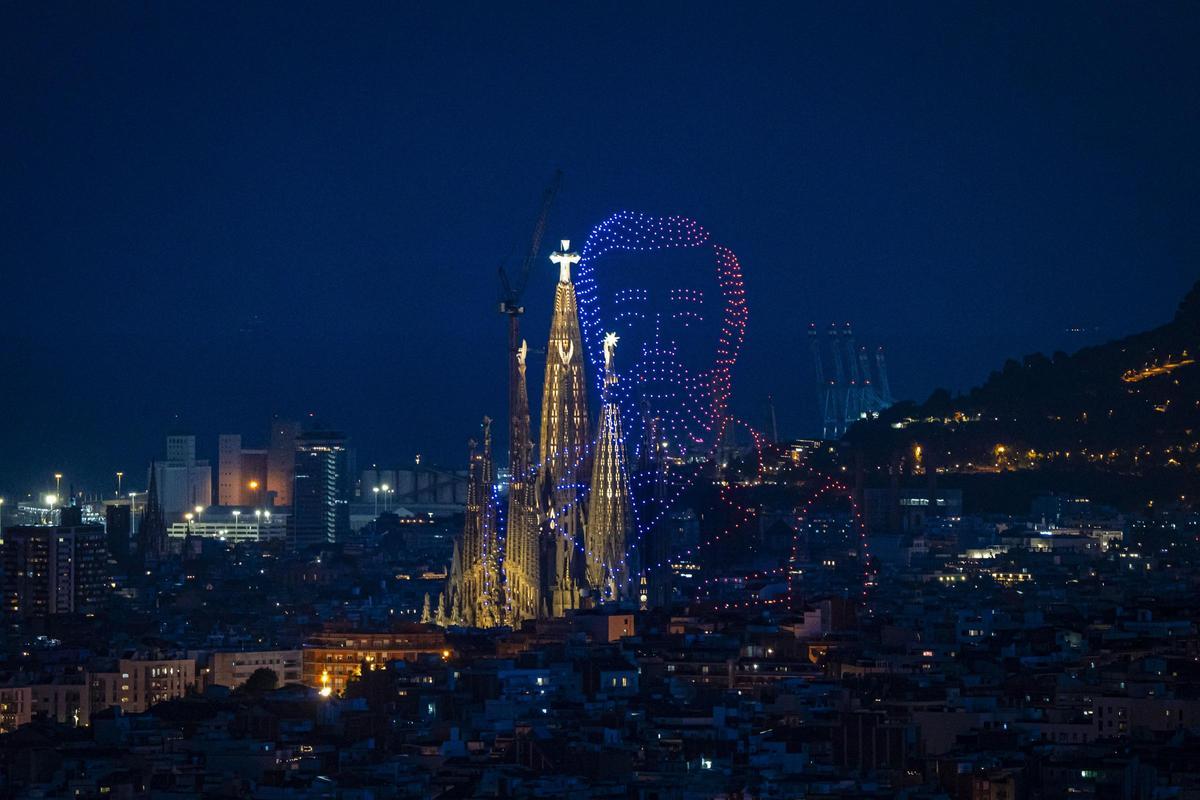 L'espectacle de Flock Drone Art a la Sagrada Família.
