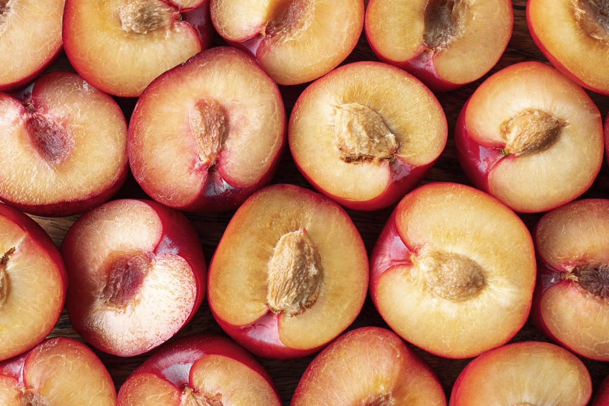 La fruta de hueso de temporada que ayuda a prevenir la diabetes, adelgaza y mejora la piel