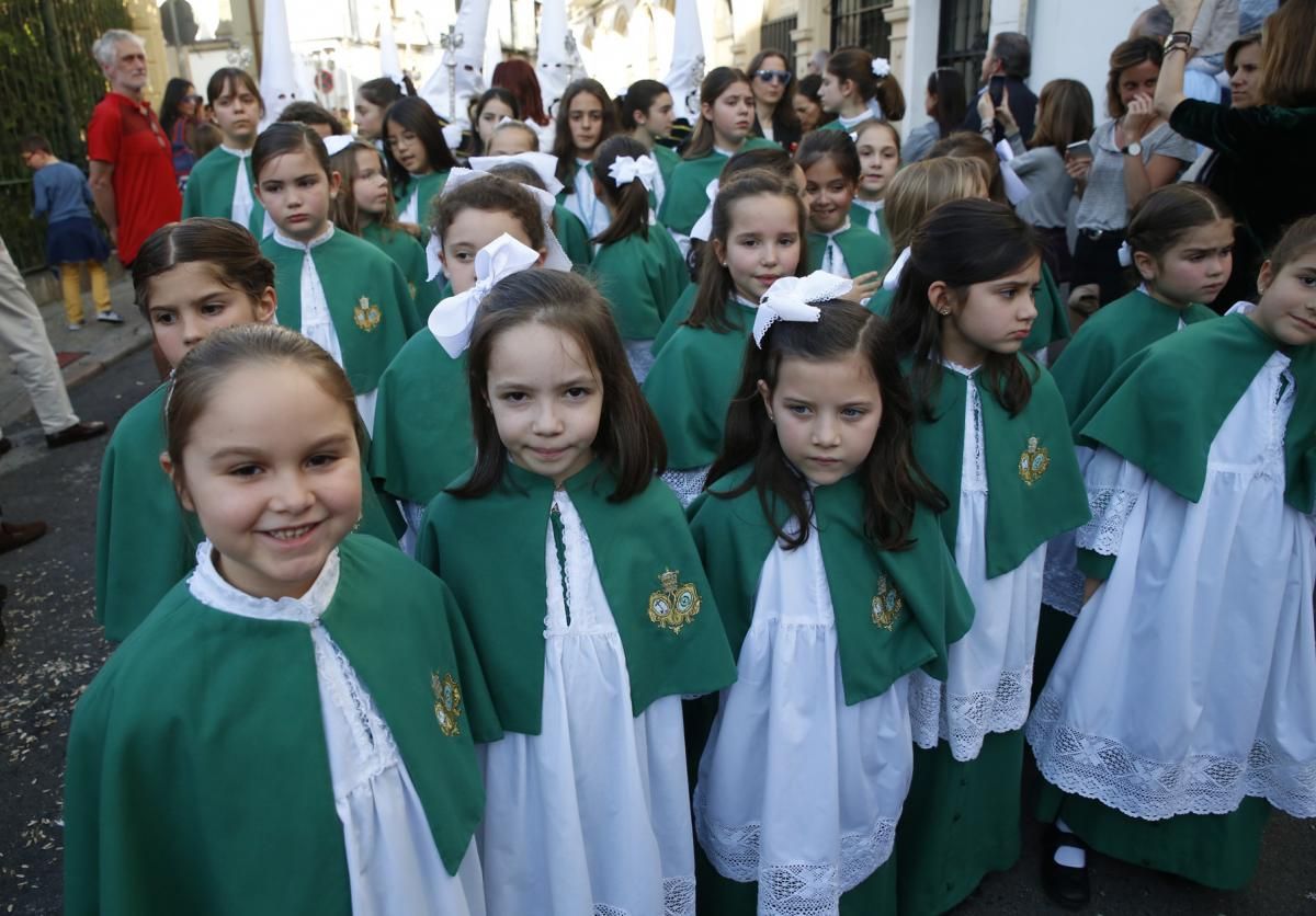 La hermandad de la Paz ha enseñado a Córdoba el volumen de su devoción y fe