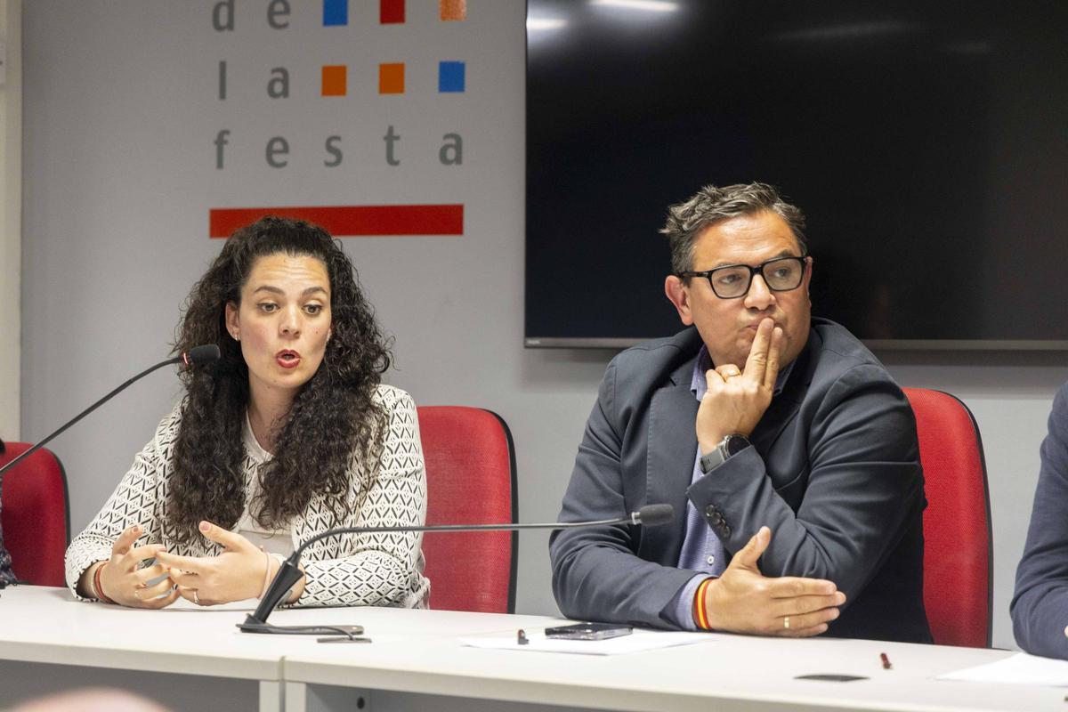 Una tensa asamblea de Hogueras