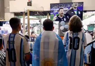 Así se vivió en Gijón la semifinal del Mundial entre Inglaterra y Argentina