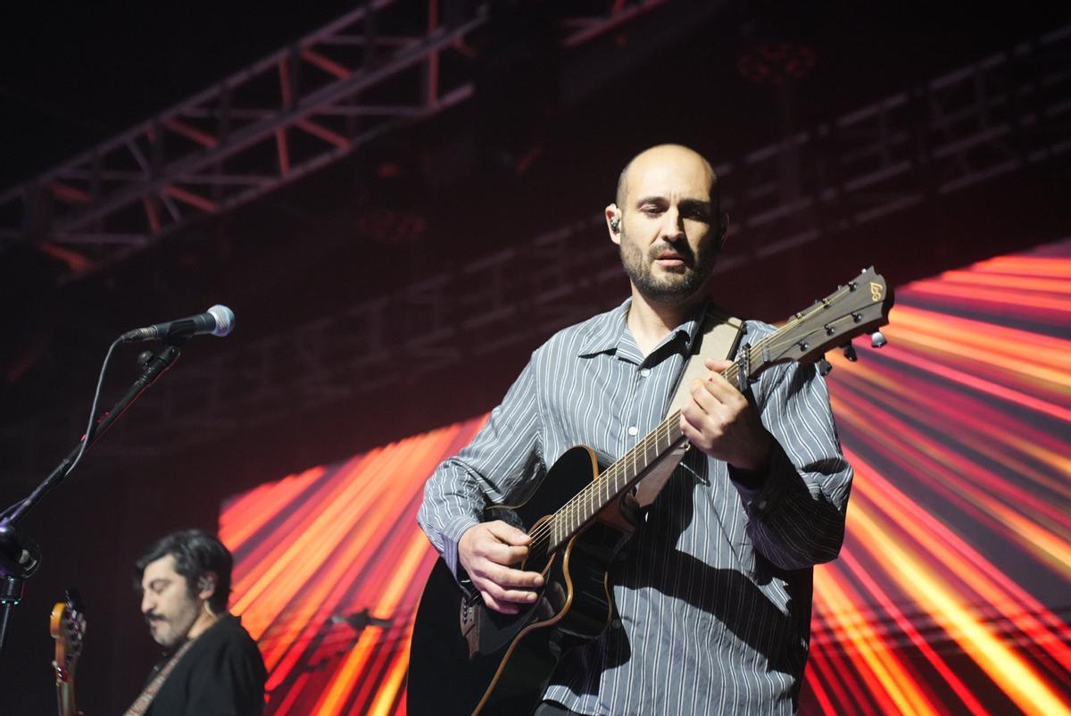 Los Caños llenan de música y nostalgia la plaza de toros de Córdoba