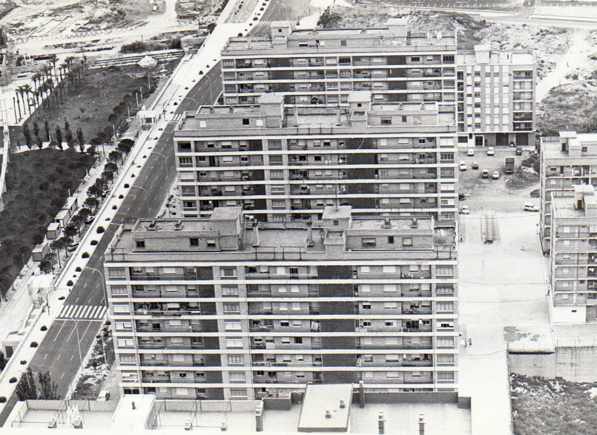 Fotos de la València desaparecida: El Campanar de los 80