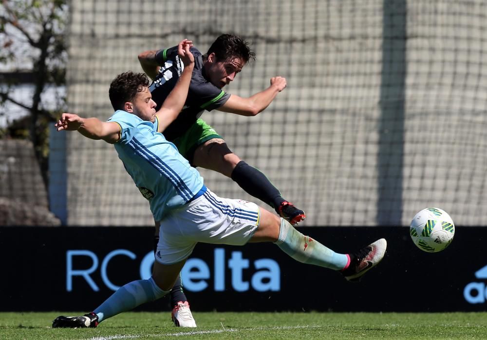 El filial celeste sumó su segundo empate consecutivo en lo que va de competición. Borja Iglesias marcó el primer gol del curso en Barreiro.