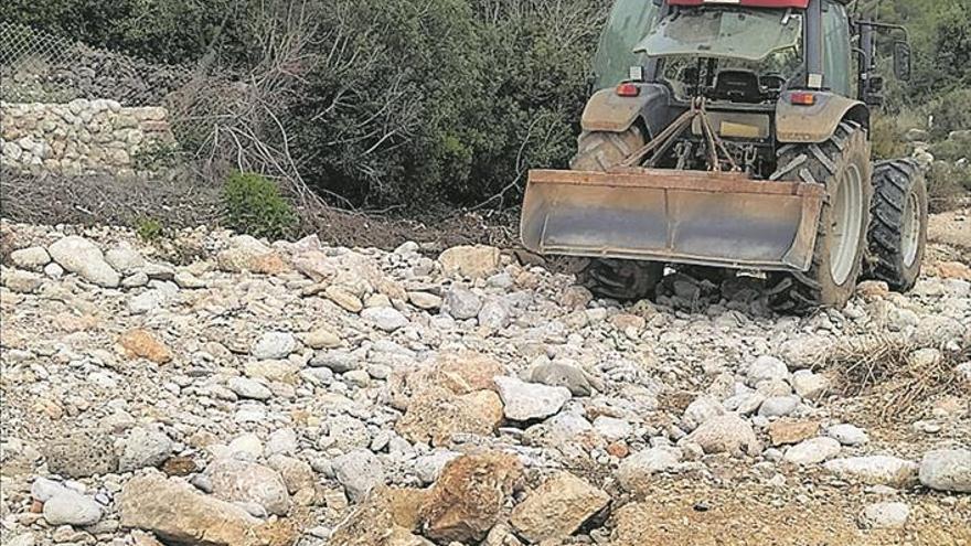 Peñíscola adecúa todos los viales afectados por las fuertes lluvias