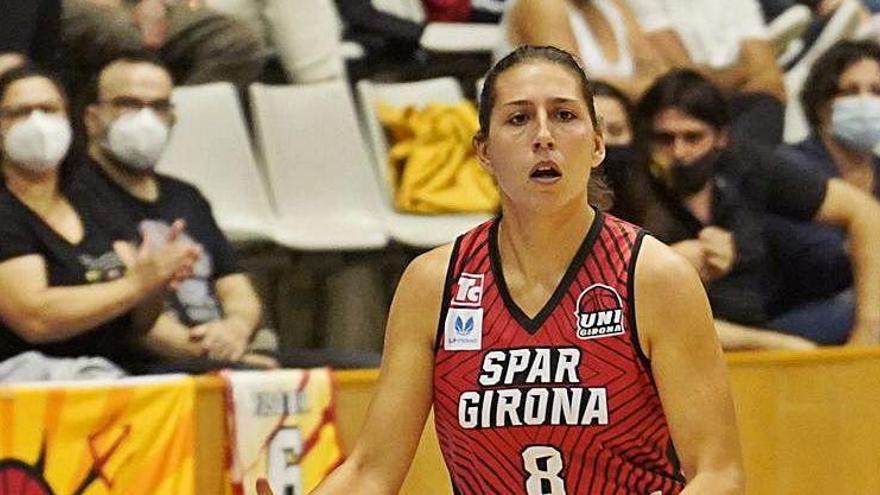 María Araújo, en
un partit contra el
Gernika a Fontajau.