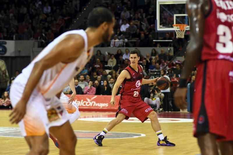 Partido entre el Casademont y el Baskonia