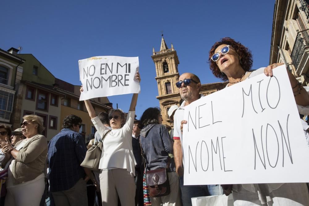 Manifestación en Oviedo por el desafío independentista