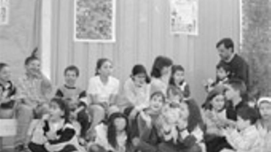 Los libros salen a la plaza de Comillas durante diez días