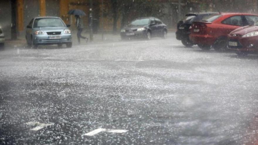 La Aemet alerta de la llegada inminente a Valencia de fuertes tormentas con granizo de más de 5 cm