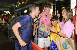 Día 333 de Luis García en la UD Las Palmas: la duda de Viera, una familia amarilla y la retahíla de los cambios