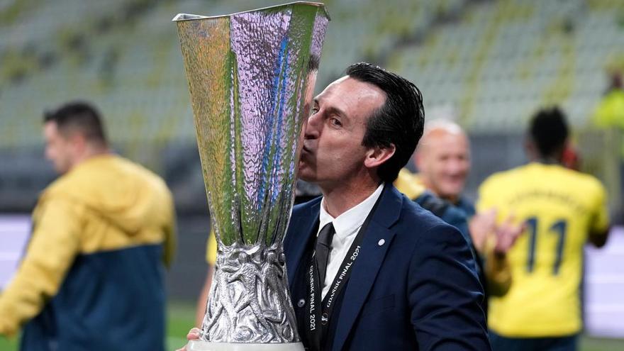 Unai Emery, con la Europa League cosechada con el Villarreal.