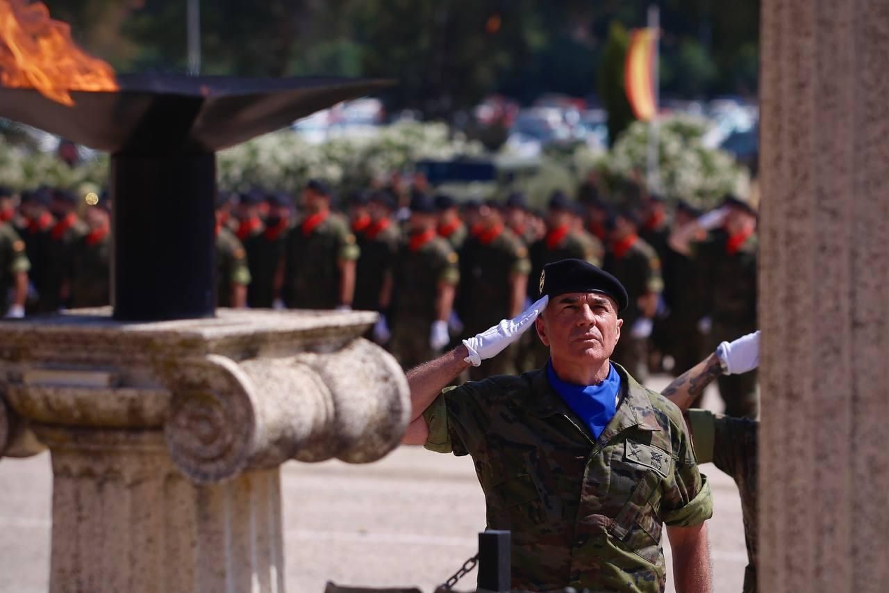La BRI X celebra su 40º aniversario con una parada militar
