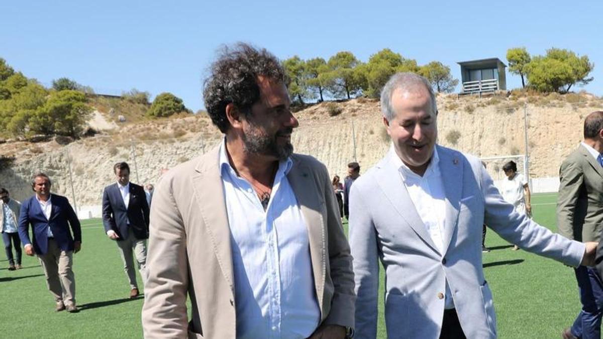 Mariano Aured, junto a Jorge Mas en la Ciudad Deportiva.