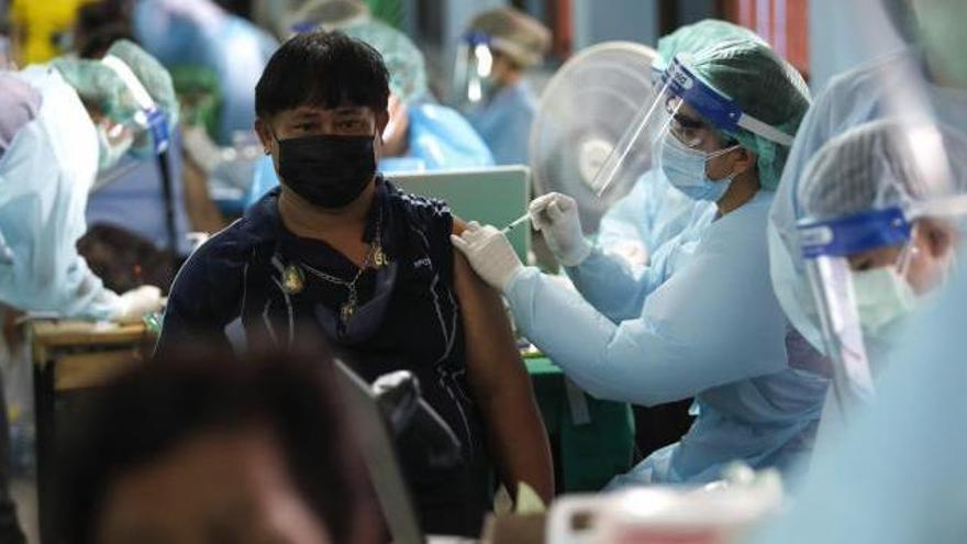 Europa comença la revisió de la primera vacuna xinesa, Sinovac