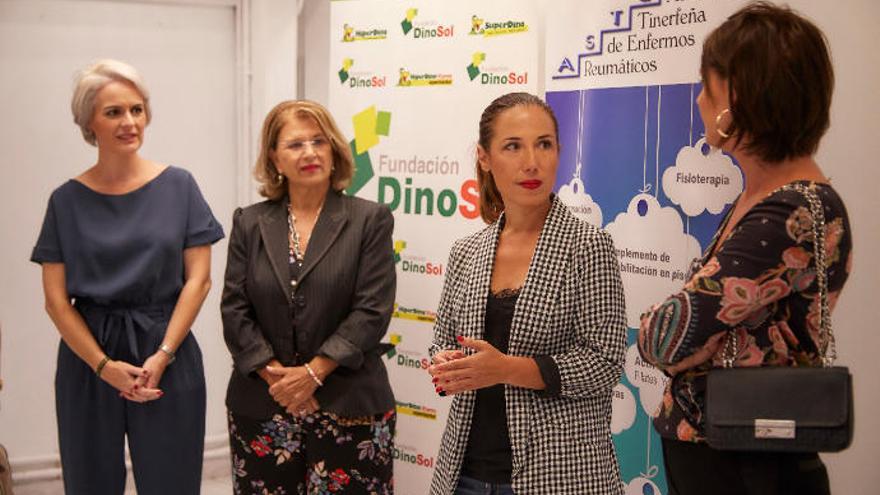 La alcaldesa Patricia Hernández inaugura la nueva sede.