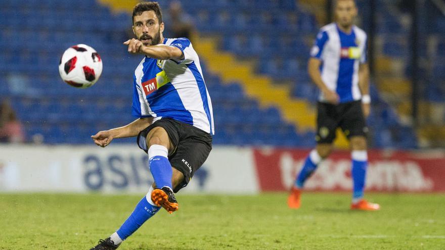 Diego Benito, durante un partido de la presente temporada.