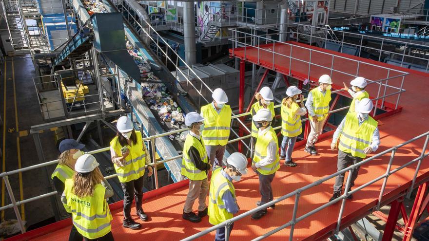 La planta de envases ligeros de Benidorm aumenta su actividad un 6,45%