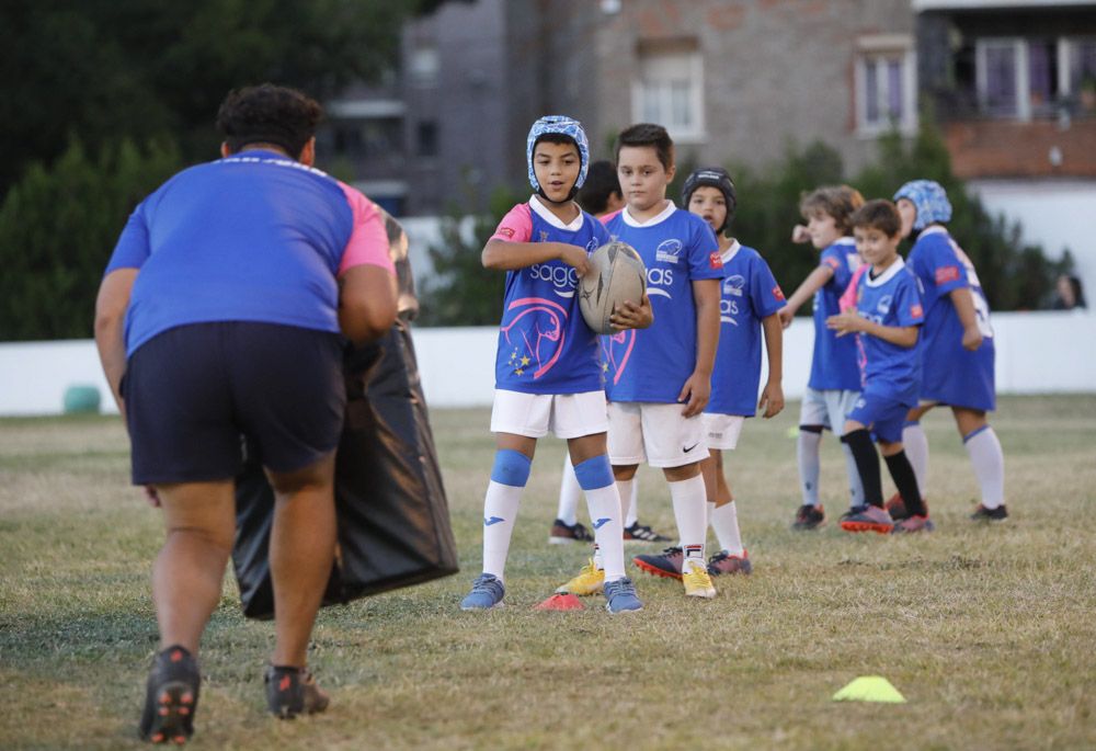 Estreles de Morvedre, un equipo modesto en Baladre, que transmite los valores del rugby, más allá del terreno de juego.