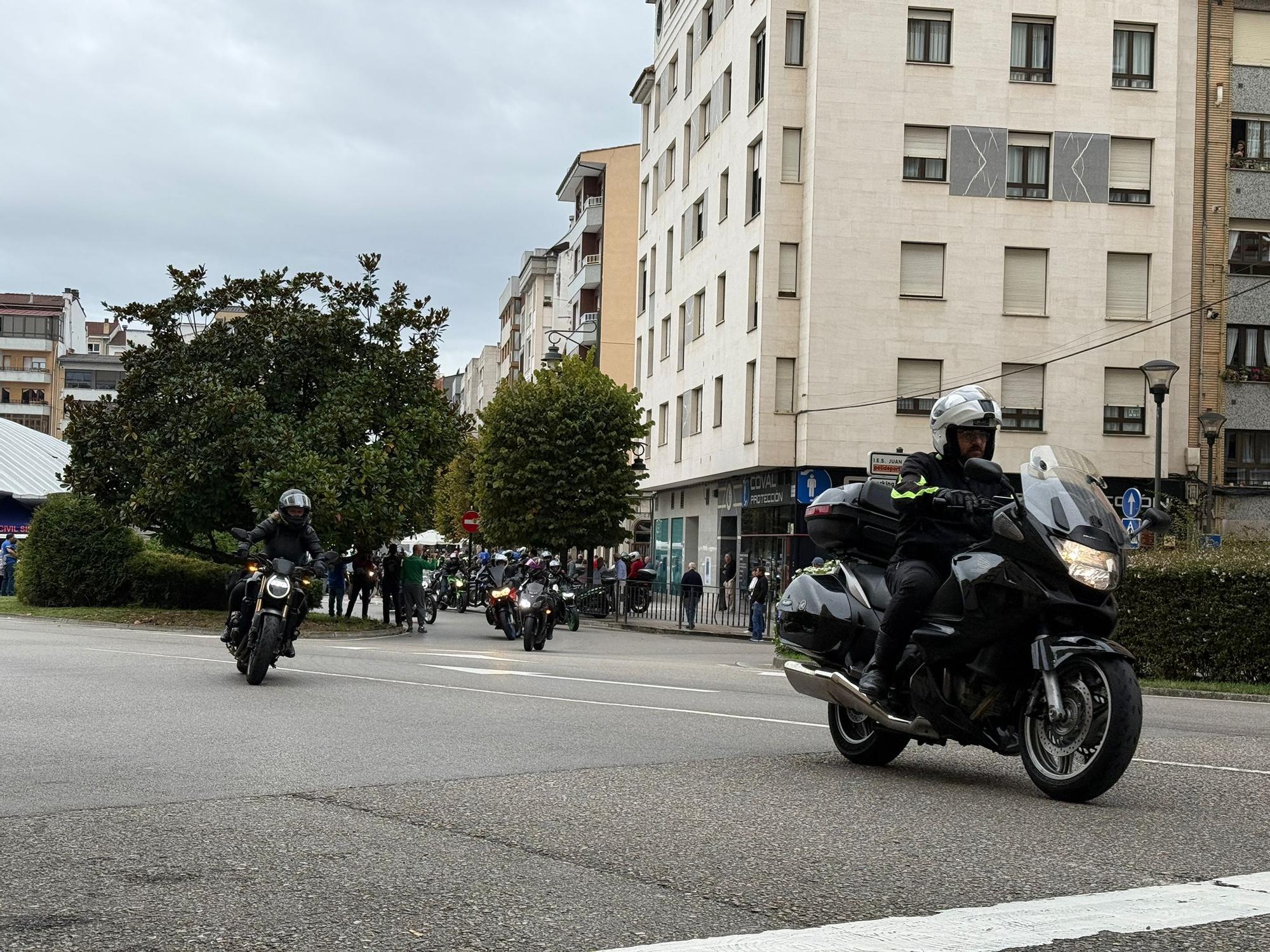 Así fue la primera salida del Motoencuentro Solidario en Siero
