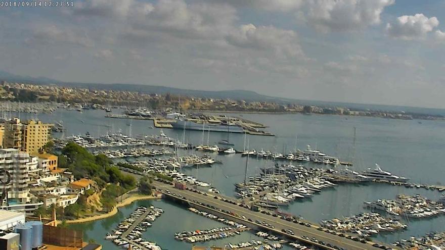 Ein in diesen Tagen gewohntes Bild: Wolken über Palma de Mallorca.