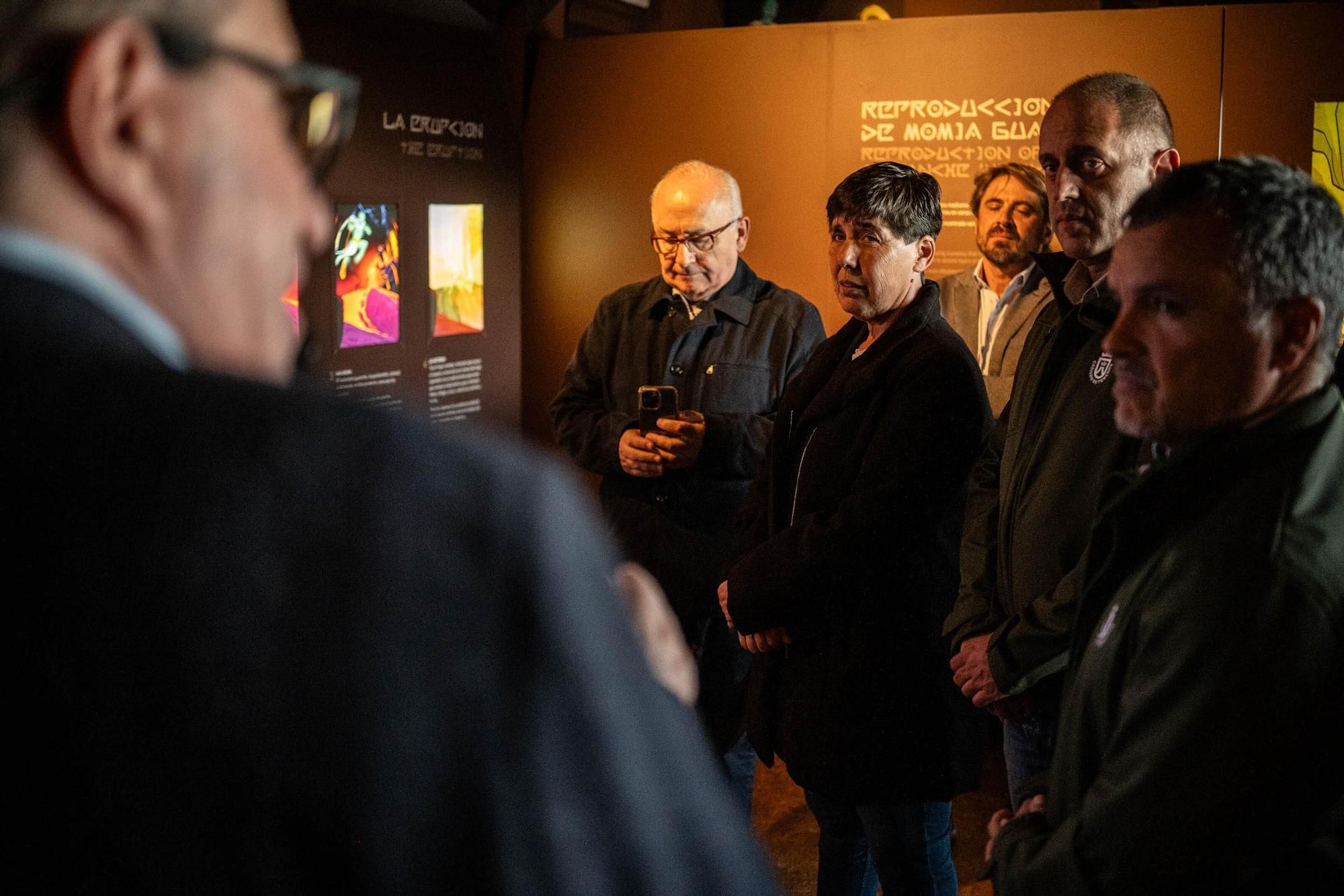 Inauguración del centro de visitantes en la base de las instalaciones del Teleférico del Teide