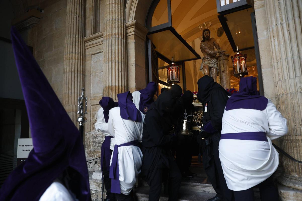 La procesión del Silencio de la Semana Santa Ovetense