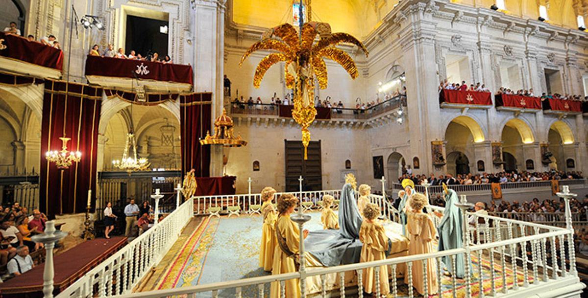 El Misteri d'Elx, una historia insólita de superación